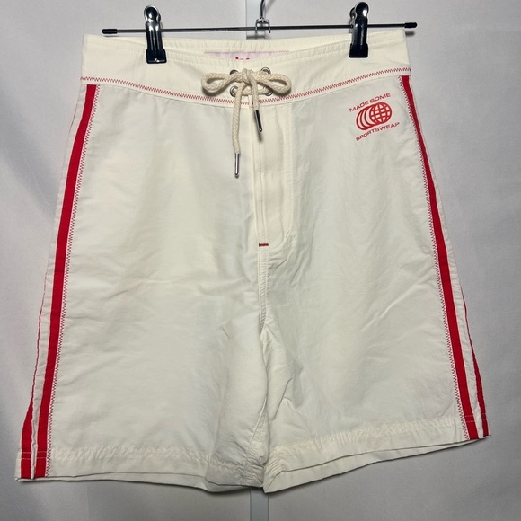 Lisa Says Gah Made Some Long Shorts - Picture 4 of 11